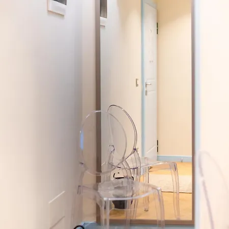 Violet In The Heart Of Apartment